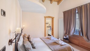 3 chambres, accès au Wi-Fi (inclus), literie fournie