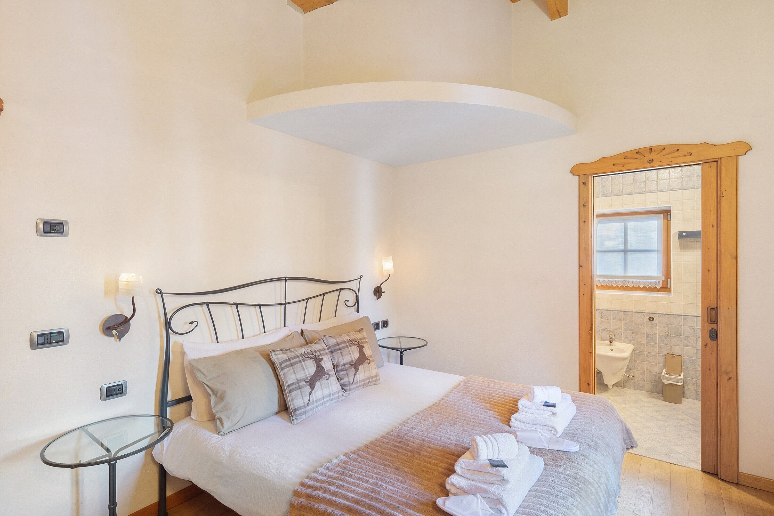 3 chambres, Wi-Fi gratuit, draps fournis