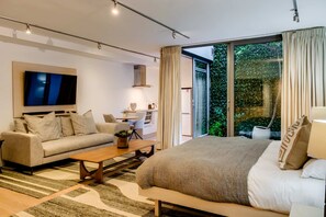 1 bedroom, Internet - Find Your Bliss at Blue Ocean Studio (Cape Town)