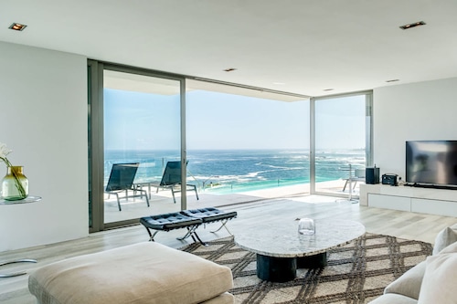 Admire the Panoramic Views at Blue Ocean Penthouse