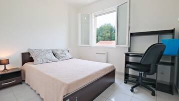 3 sovrum, strykjärn/strykbräda och gratis wi-fi