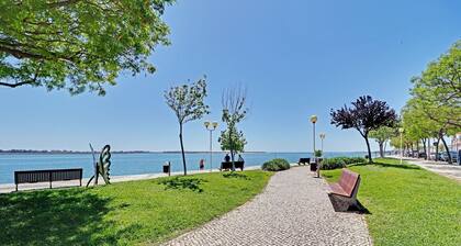 Apartment 'The Almond House Vila Real De Santo' with Wi-Fi and Air Conditioning