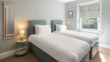 Rumah | 4 kamar tidur