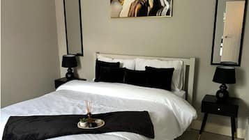 Apartment | 1 bedroom, iron/ironing board, free WiFi, bed sheets