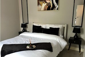 Apartment | 1 bedroom, iron/ironing board, free WiFi, bed sheets