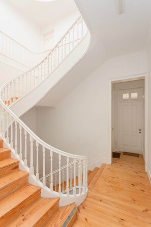 Apartment | 1 bedroom, Internet - Liiiving in Porto - Silver Light Apartment (Porto)