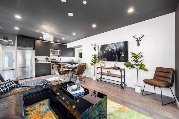 Studio (2 Bedrooms) | Interieur