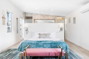 Studio (1 Bedroom) | Interior