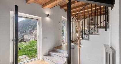 Holiday Home 'Casa Il Butto' with Mountain View, Garden and Balcony