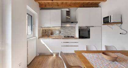 Ferienhaus 'Casa Il Butto' mit Bergblick, Gemeinschaftsgarten und Balkon