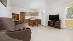 Unclassified image, 2 of 31, button - House With Parking & Garden by Renters (Warsaw)