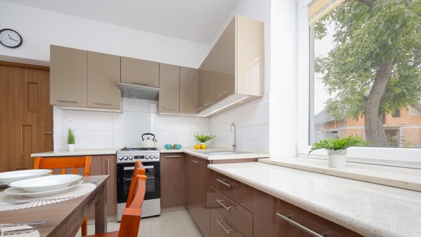 Unclassified image, 1 of 31, button - House With Parking & Garden by Renters (Warsaw)