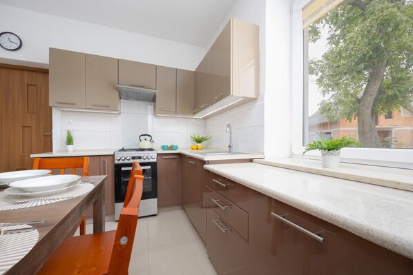 獨棟房屋, 3 間臥室, 2 間浴室 | 私人廚房 | 電冰箱、微波爐、烤箱、鍋具/餐盤/廚房用品