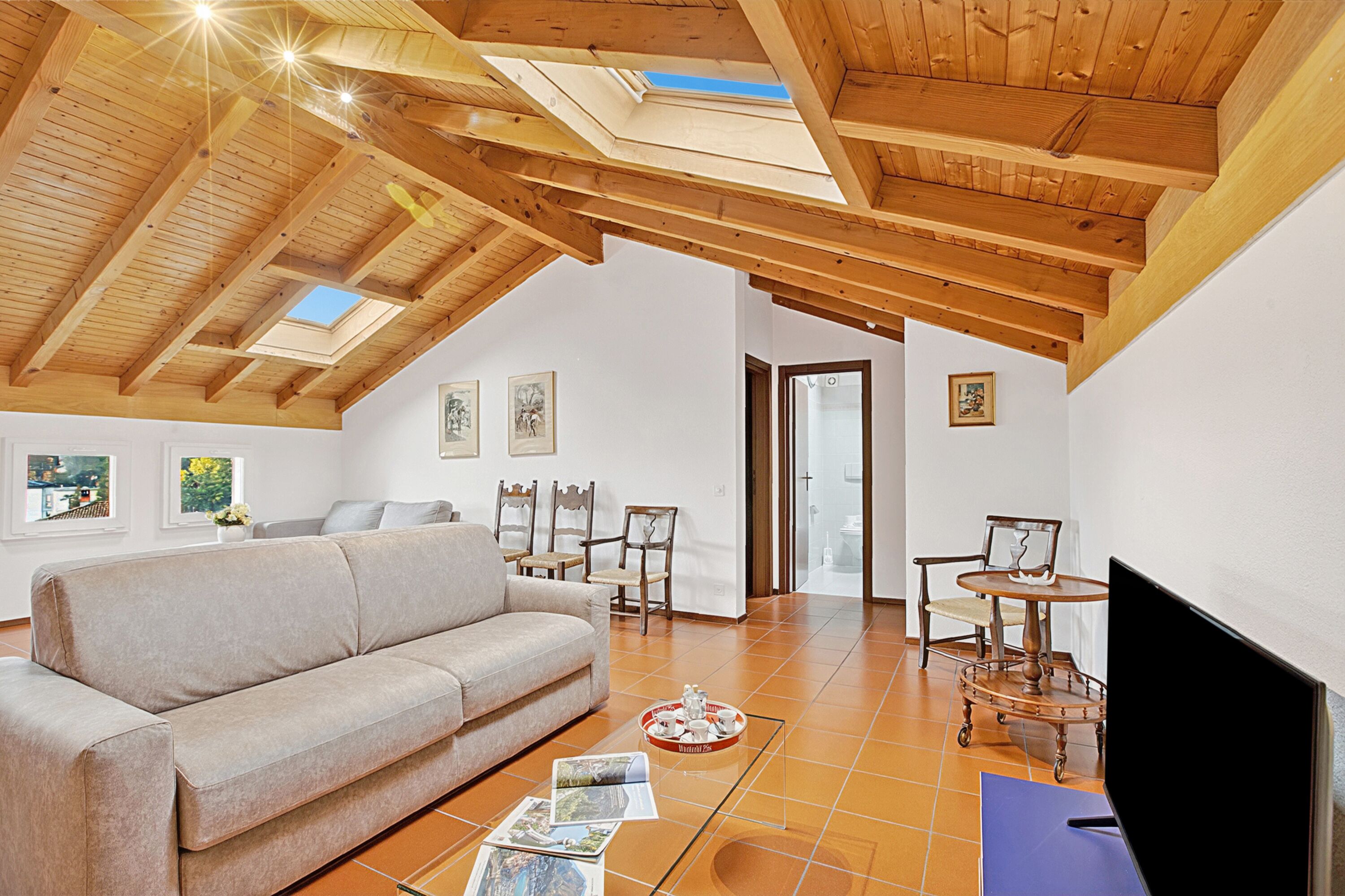 Standard Apartment, 1 Bedroom, Microwave (Attico a Caslano) | Living area | TV