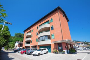 Exterior - Attico a Caslano (Caslano)