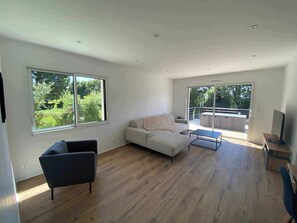 4 Schlafzimmer, Bügeleisen/Bügelbrett, WLAN
