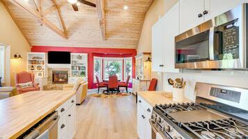 Cottage (1 Bedroom) | Interior