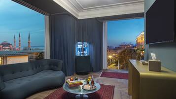 Suite, 1 cama King size (Komana) | 1 habitación, ropa de cama hipoalergénica y camas con efecto memoria