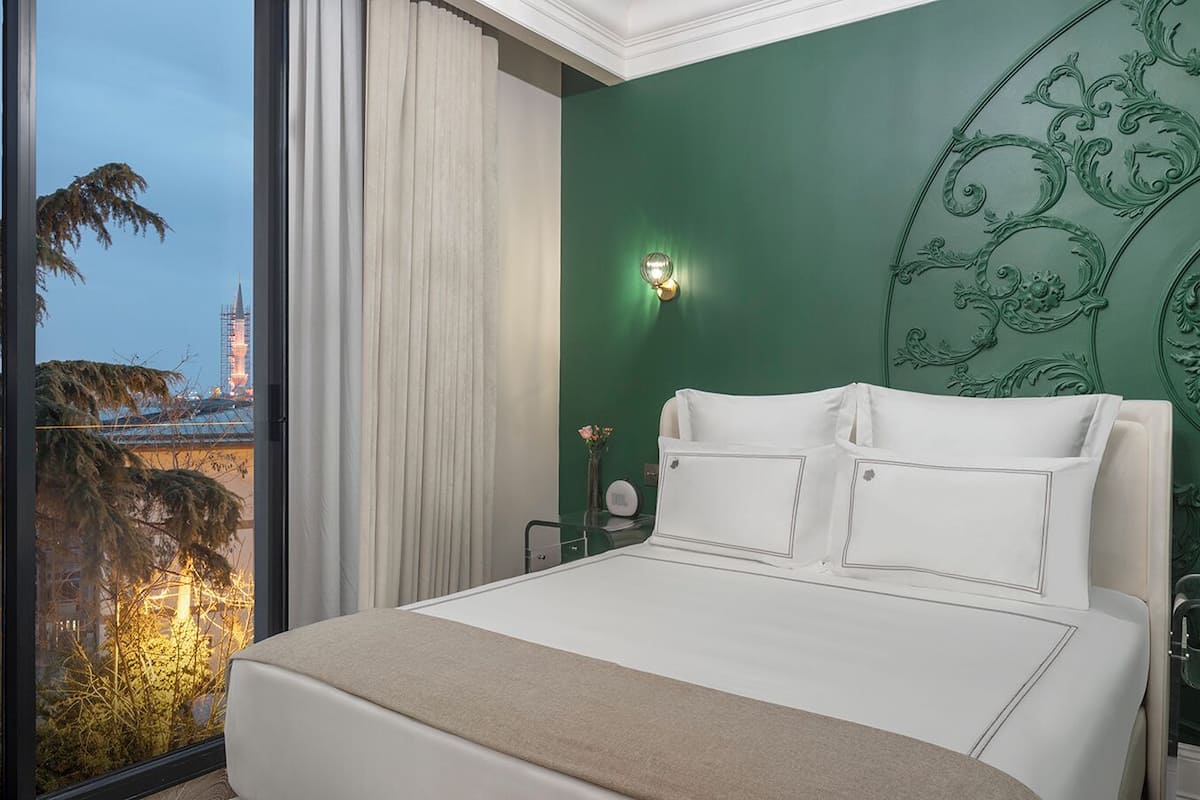 Suite, eingeschrÀnkter Meerblick | 1 Schlafzimmer, Allergikerbettwaren, Betten mit Memory-Foam-Matratzen