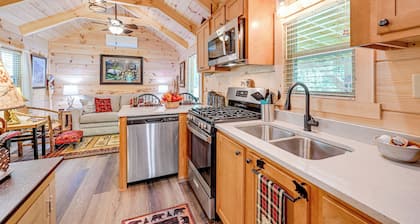 Franklin Cabin w/ Creek Access: Hike & Fish!