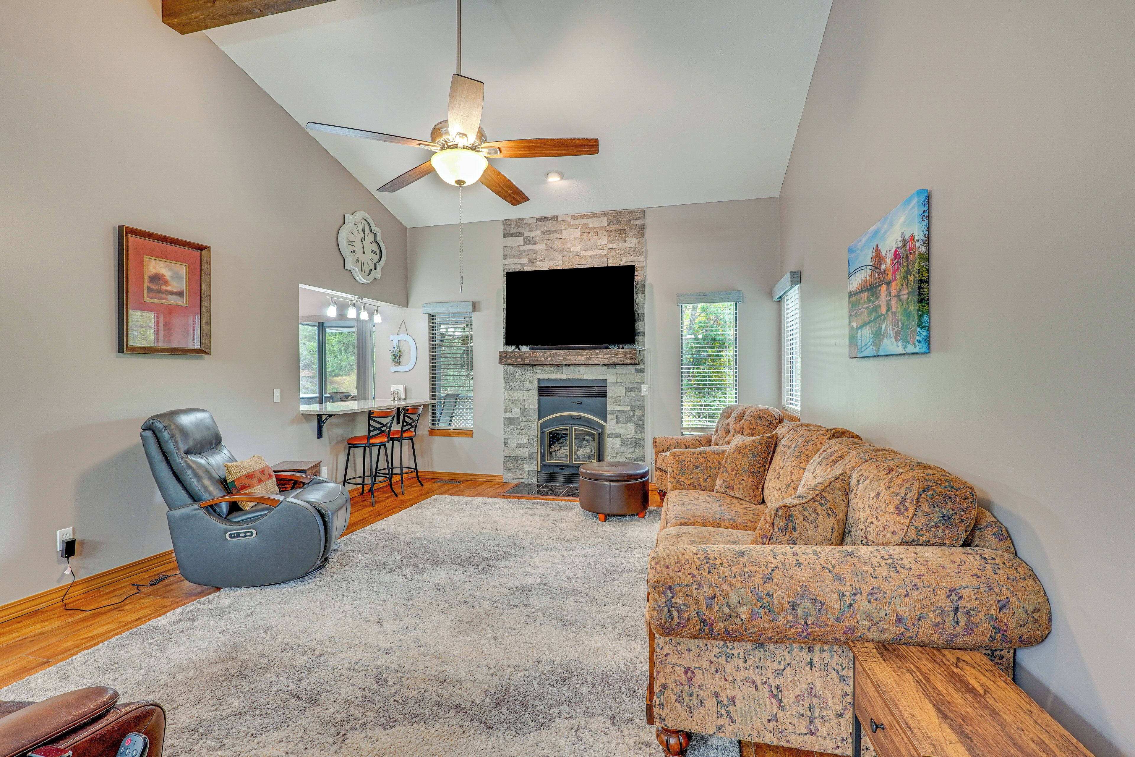 House (3 Bedrooms) | Interior