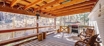 Cotopaxi Getaway w/ Deck: 17 Mi to Royal Gorge