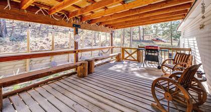 Cotopaxi Getaway w/ Deck: 17 Mi to Royal Gorge