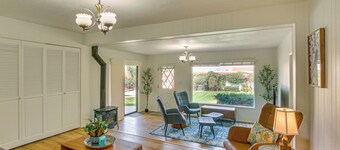 Walk to Downtown: Brigham City Family Home