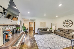 Apartment (1 Bedroom) | Interior