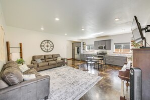 Apartment (1 Bedroom) | Interior