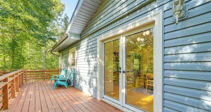 Home w/ Trail Access & Fire Pit in Bella Vista!