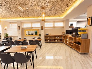 Restaurant - Sadaf Hotel (Dubai)