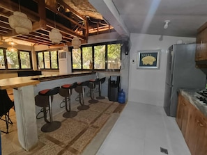Luxury Villa, 2 Bedrooms, Air conditioning | In-room dining
