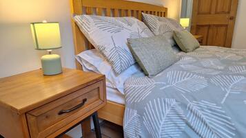 Rumah | 1 kamar tidur, setrika/meja setrika, Wi-Fi gratis, dan seprai linen