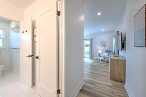 Interior - The Peacock Place – Family Home w/Heated Pool (Tampa)