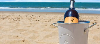 Melaleuca Hideaway - Beach Pool Free Parking