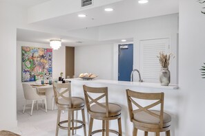 Dining - Lux 3BR City-View Retreat in Hollywood, 2nd Floor (Hollywood, FL)