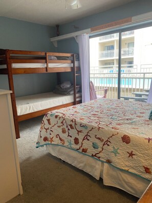 2 bedrooms, iron/ironing board, WiFi, bed sheets - Lowest price 2-bedroom on the beach in Orange Beach! (Orange Beach)