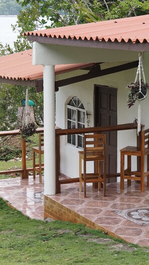 Exterior - Casa Manila  (Hicaco)