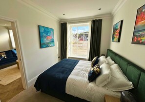 Appartement Deluxe | Bureau, fer et planche à repasser, accès au Wi-Fi (inclus)