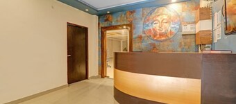 Goroomgo Aditya Grand Lucknow