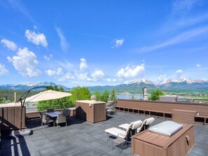 Property grounds - Uncover your Zen moments with the panoramic views from a rooftop deck! (Dillon)