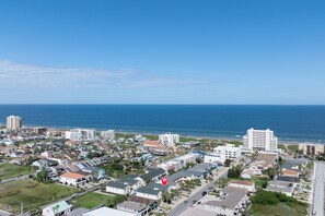 Leilighet, 2 soverom | Utsikt mot strand/hav