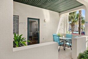 Appart'hôtel, 2 chambres | Enceinte de l’hébergement