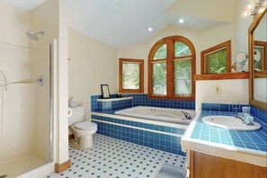 Huis, 5 slaapkamers | Badkamer | Handdoeken, shampoo