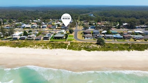 Beach - Albion Blue by Experience Jervis Bay (Vincentia)