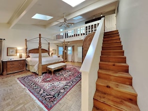 Interior - Blue Duck Lodge | River View, Pet-Friendly (Ruidoso)