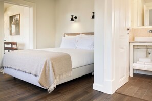 2 bedrooms, iron/ironing board, travel crib, WiFi