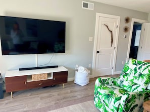 Smart TV, video games