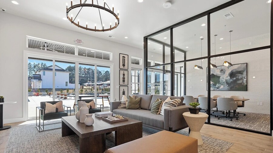 Landing Apartments Huntsville